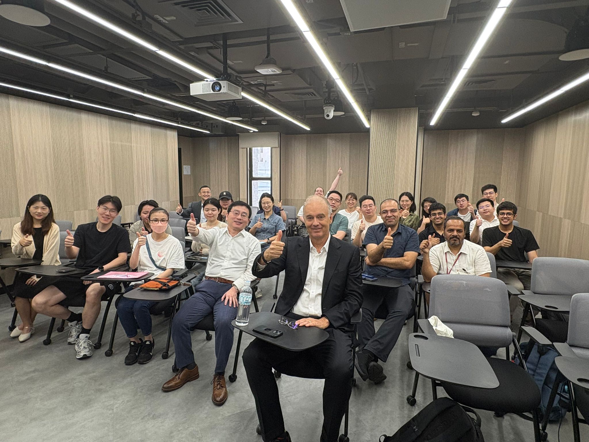 20250930Prof David Hunter Seminarphoto 01