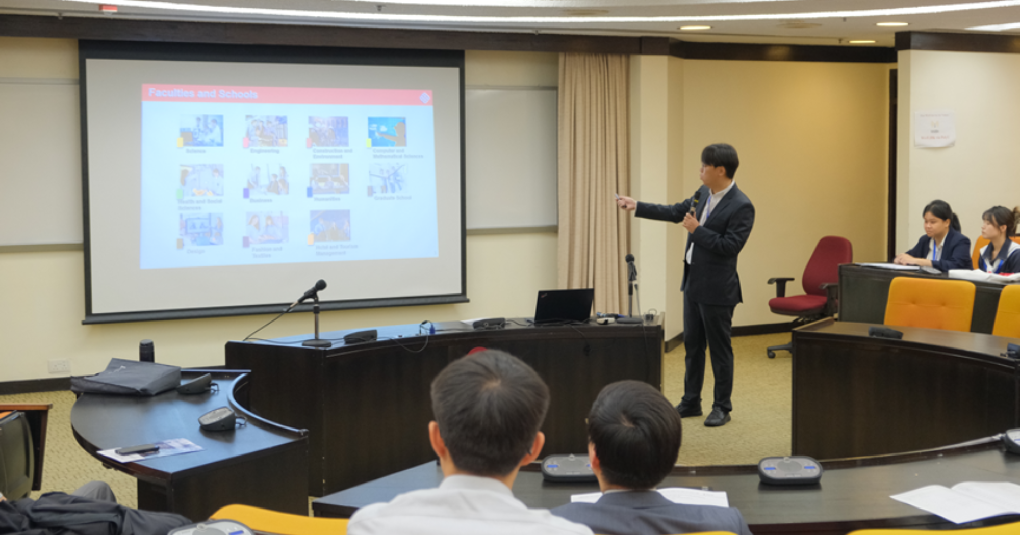 Prof Charles WONG extended a warm welcome to all participants.