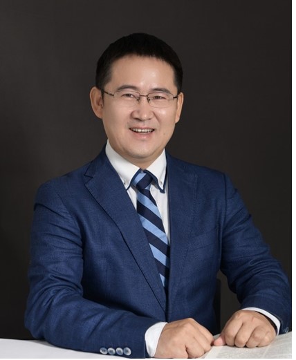 Prof. Yao