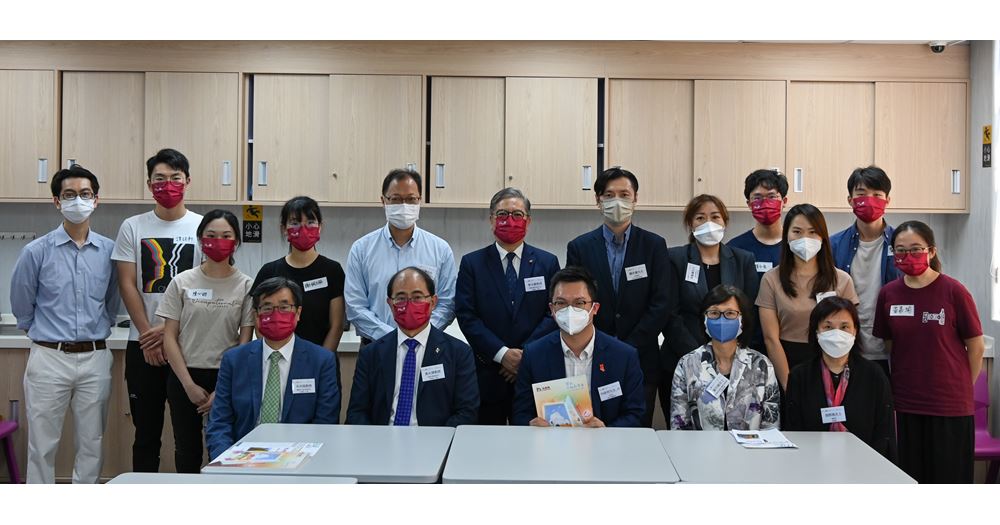 20220412_Visit to RS students serving