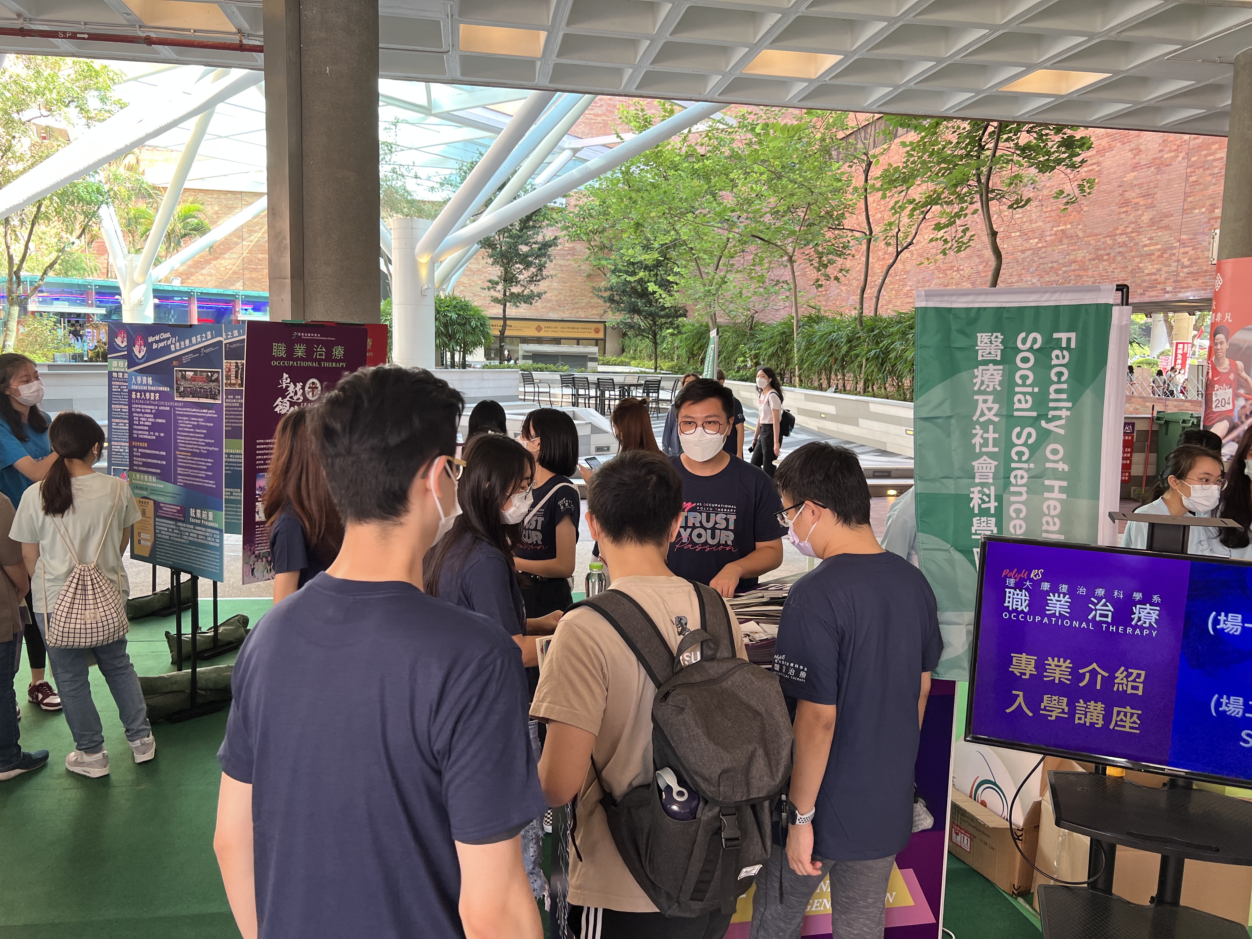 20221008_013407902_iOS 1