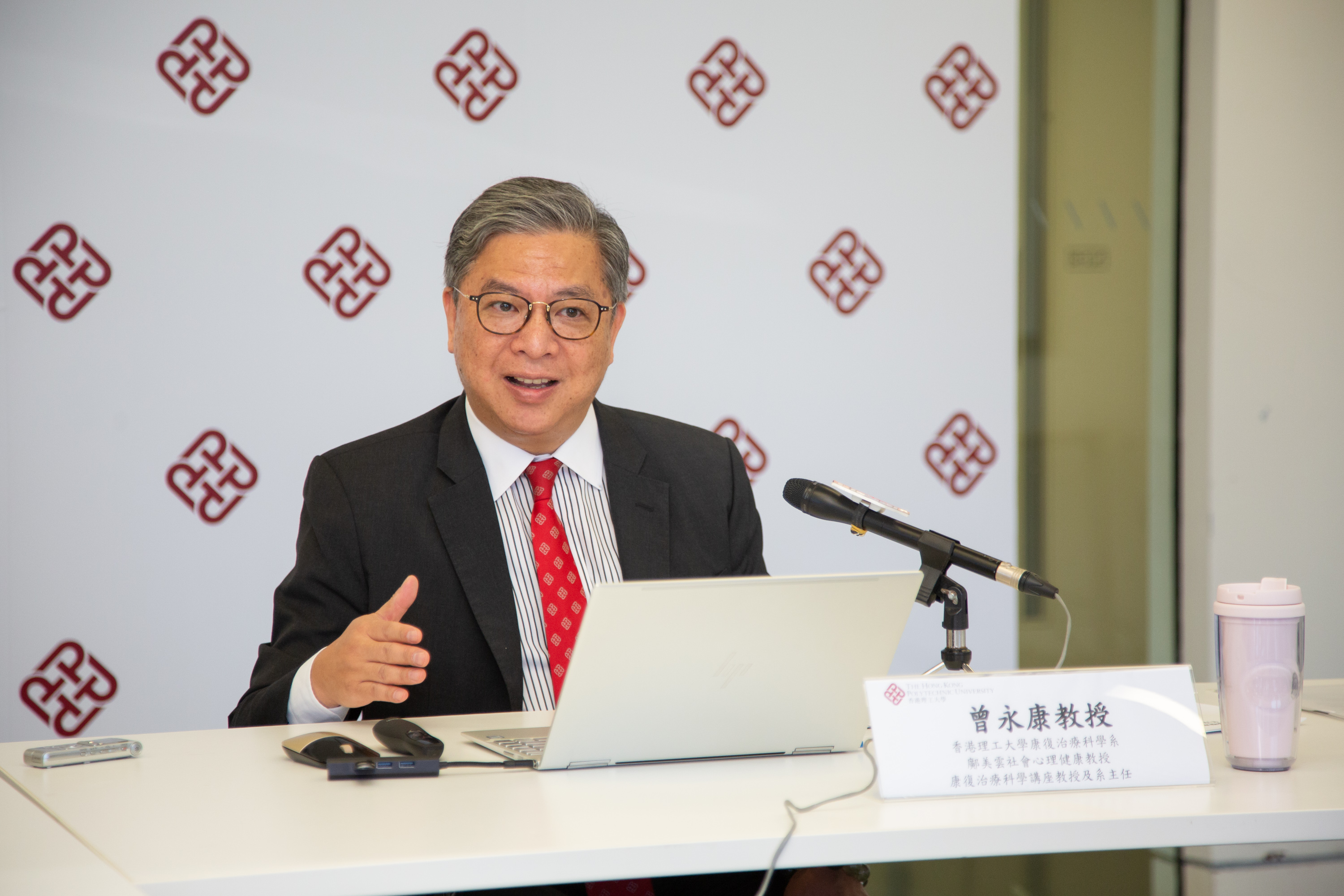 20191104Media interview Prof Hector Tsang104