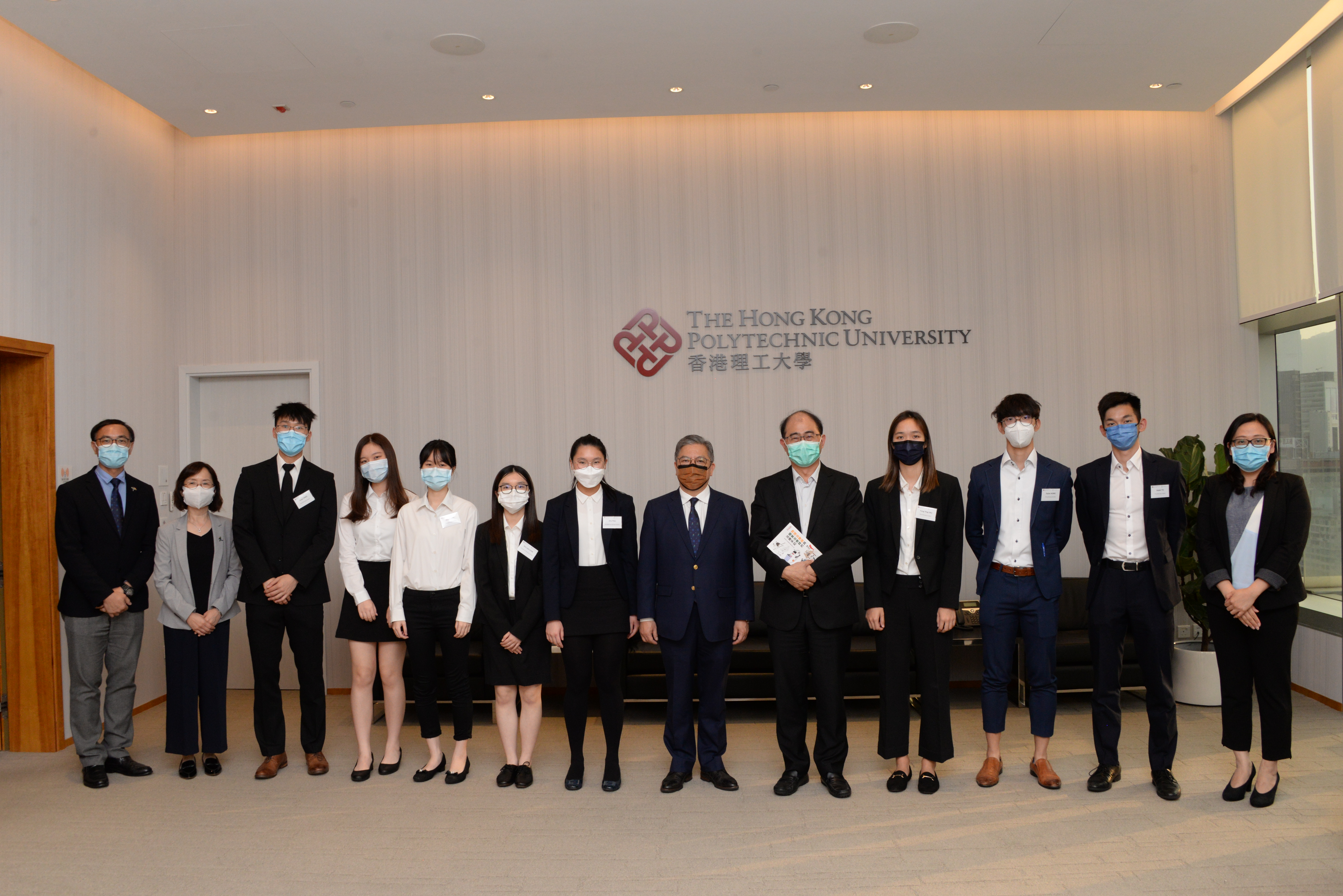 20210326_HighflyerwithDP_groupphoto