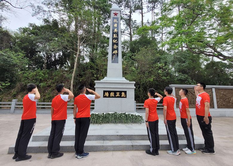 PolyU Student Flag-Raising Team Commemorates the 80th Anniversary Cover