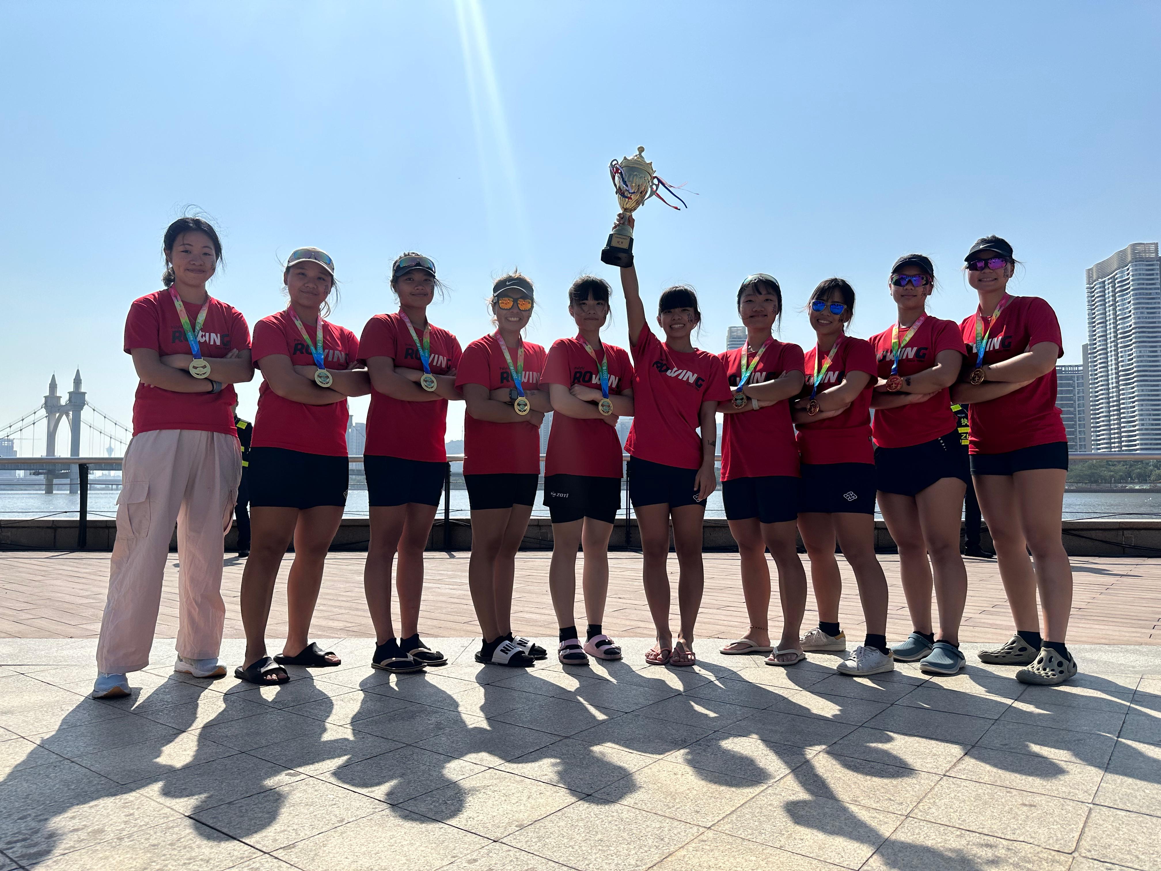 SAO Affiliated Rowing Club won the champion and medals | Student ...
