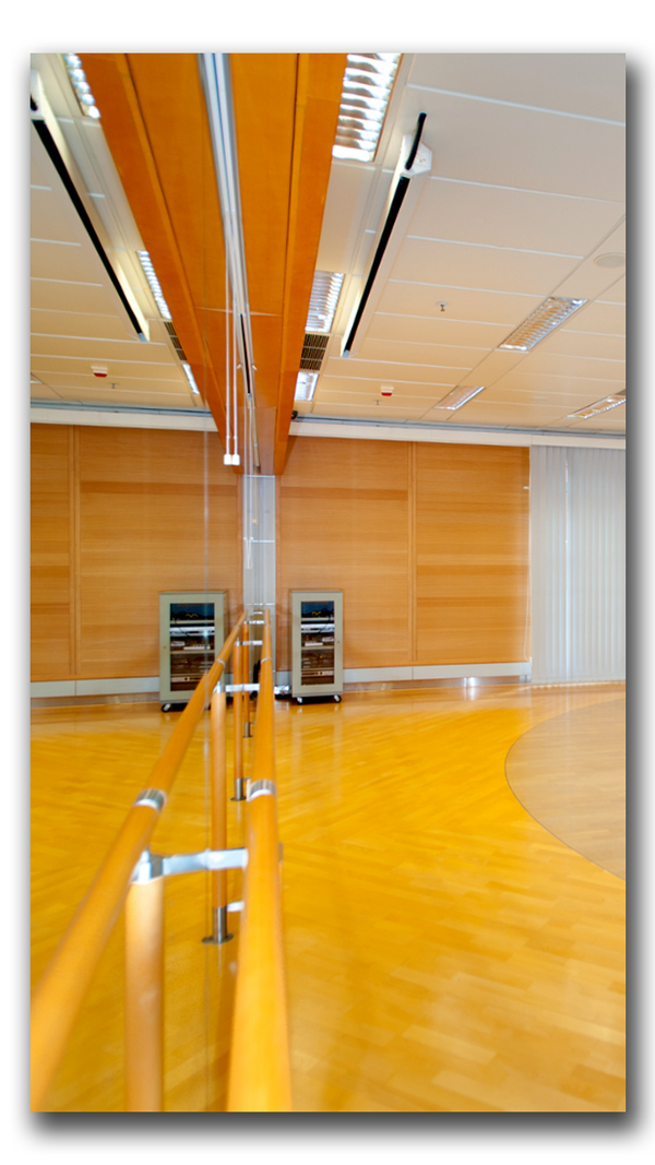 Hall_Facilities_08long