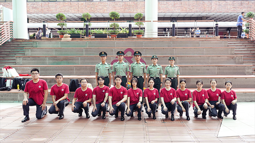 PLA Hong Kong Garrison Provides Training national education