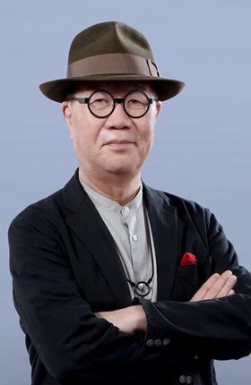 Prof. Kun-Pyo Lee