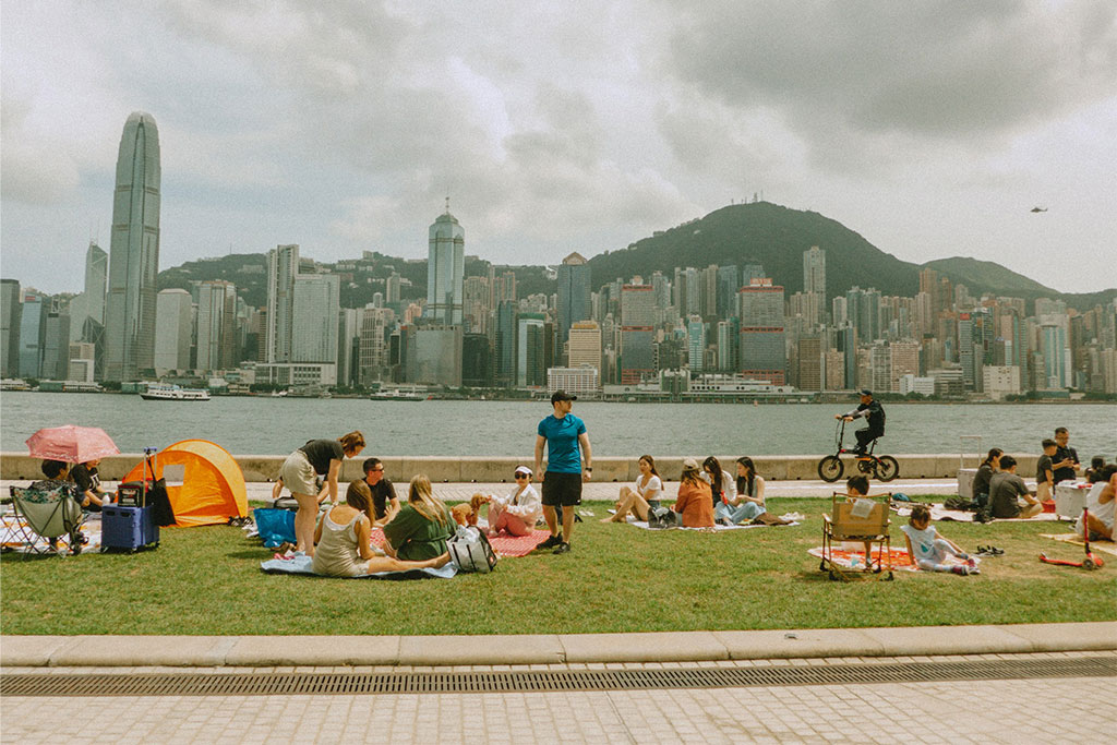 HK_Living_in_HK_Socialising_1024x683
