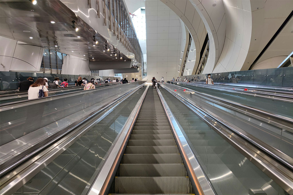 HK_Living_in_HK_Transport_1024x683