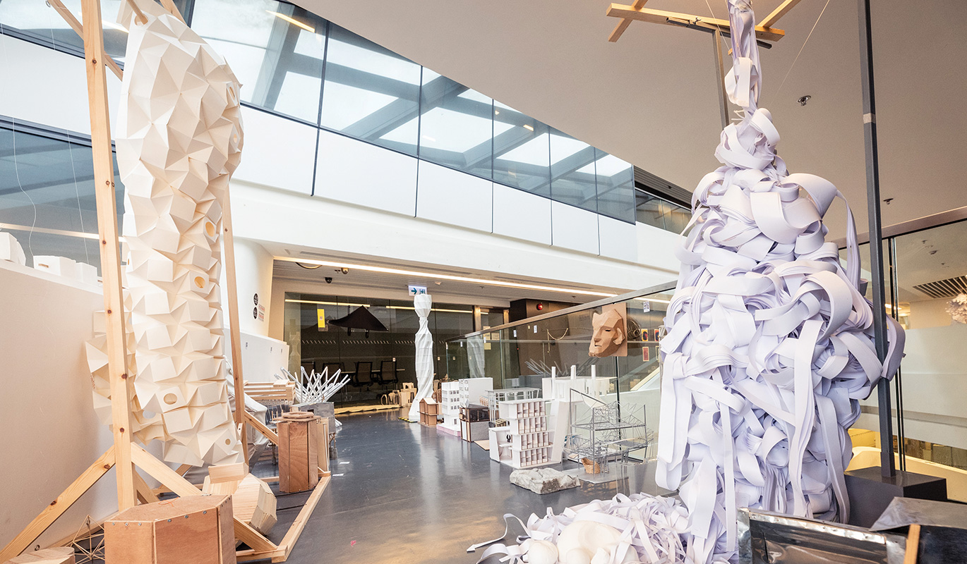 img_progEID_characteristics_1370x800