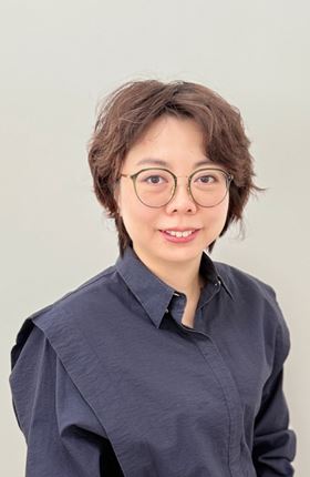 Dr Carrie Wong