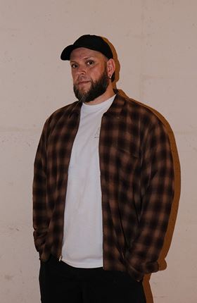 Mr Ryan Houlton