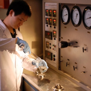 Nano Smart Material Fabrication Research Laboratory