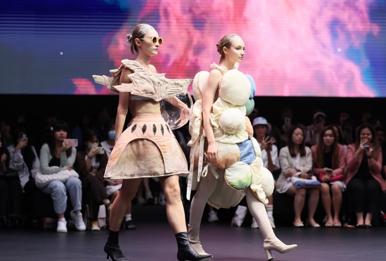 Best Creative Award - Wang Guolin Naomi