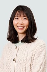 Dr Annie Yu