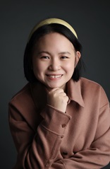 Ms Uki Lau