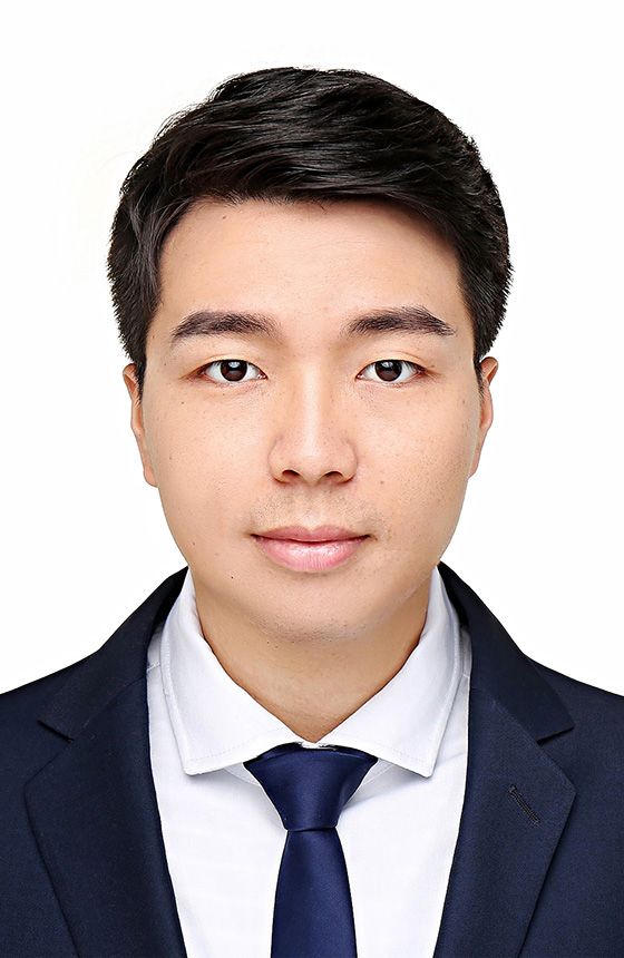 Dr Huang Junxian