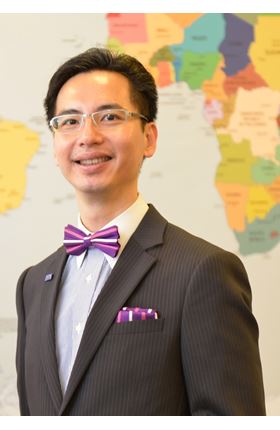 Dr Benson Tang
