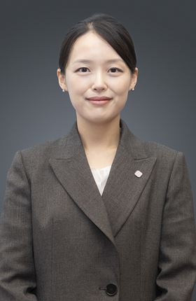 Dr Eunji Lee