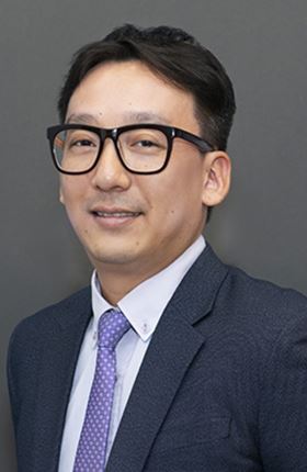 Mr Katsuto W. Sandifer