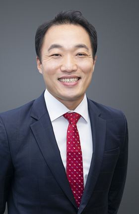 Prof. Shin Seunghun