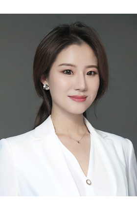 Dr Faye Hao