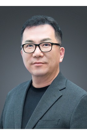 Dr John Yoo