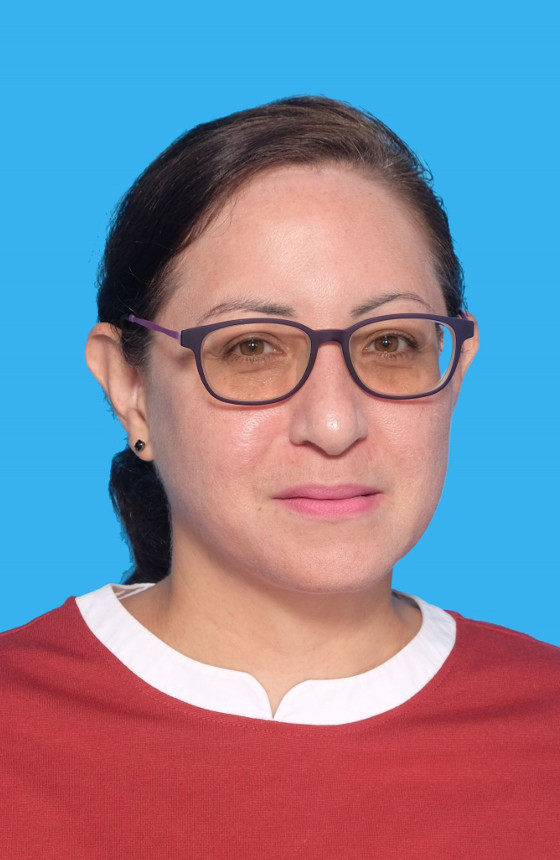 Dr Rina Camus