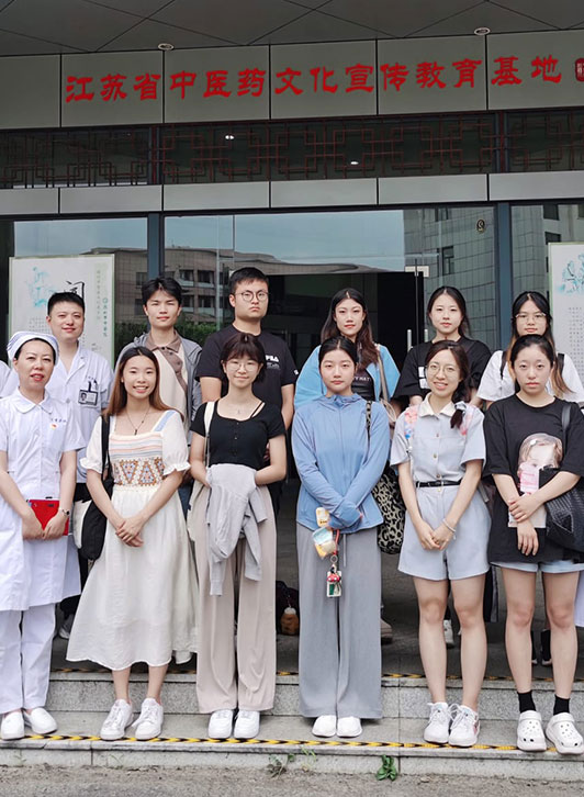 yangzhouUniversity_center