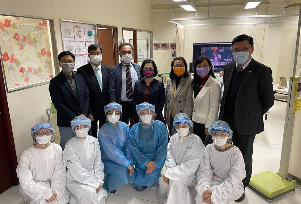 0325-respirator-fit-tests-in-support-of-hkbus-staff-and-students-at-community-isolation-facility-02