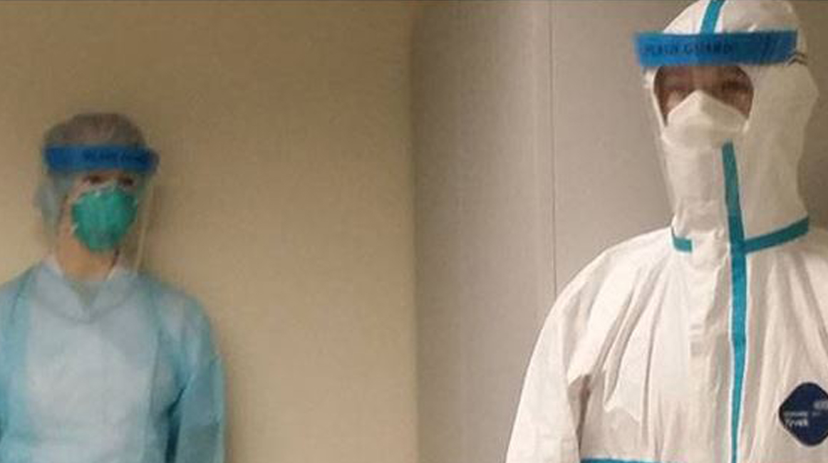 gown-up-and-degown-area-for-ppe-02