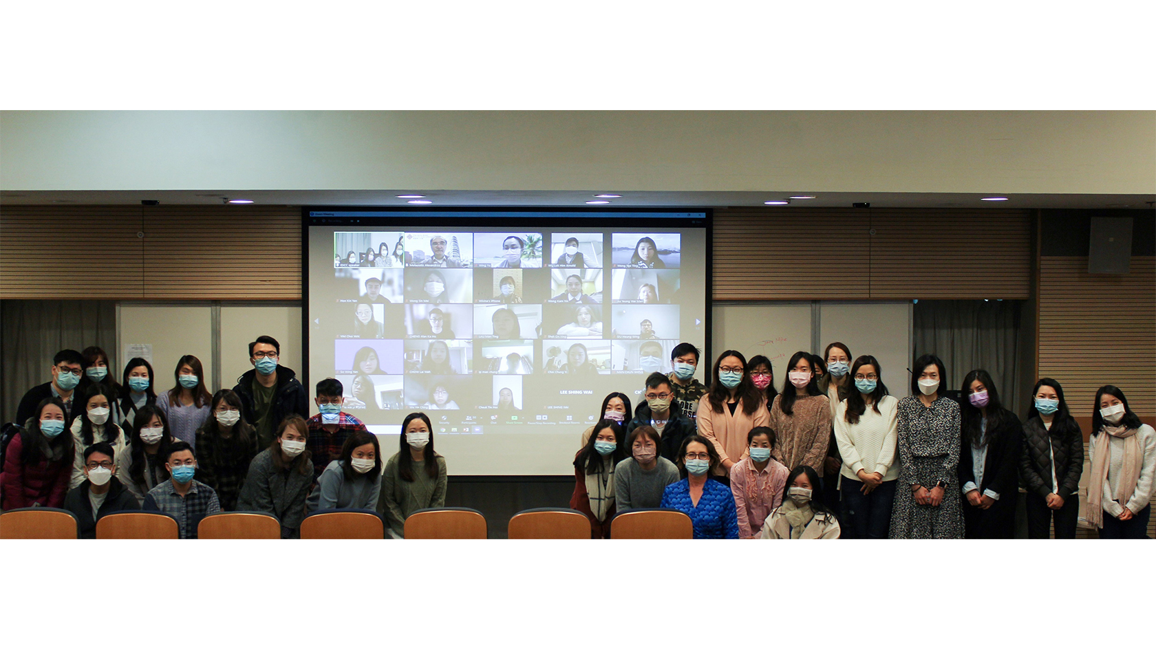 group-photo-on-the-first-day-of-idic-2022