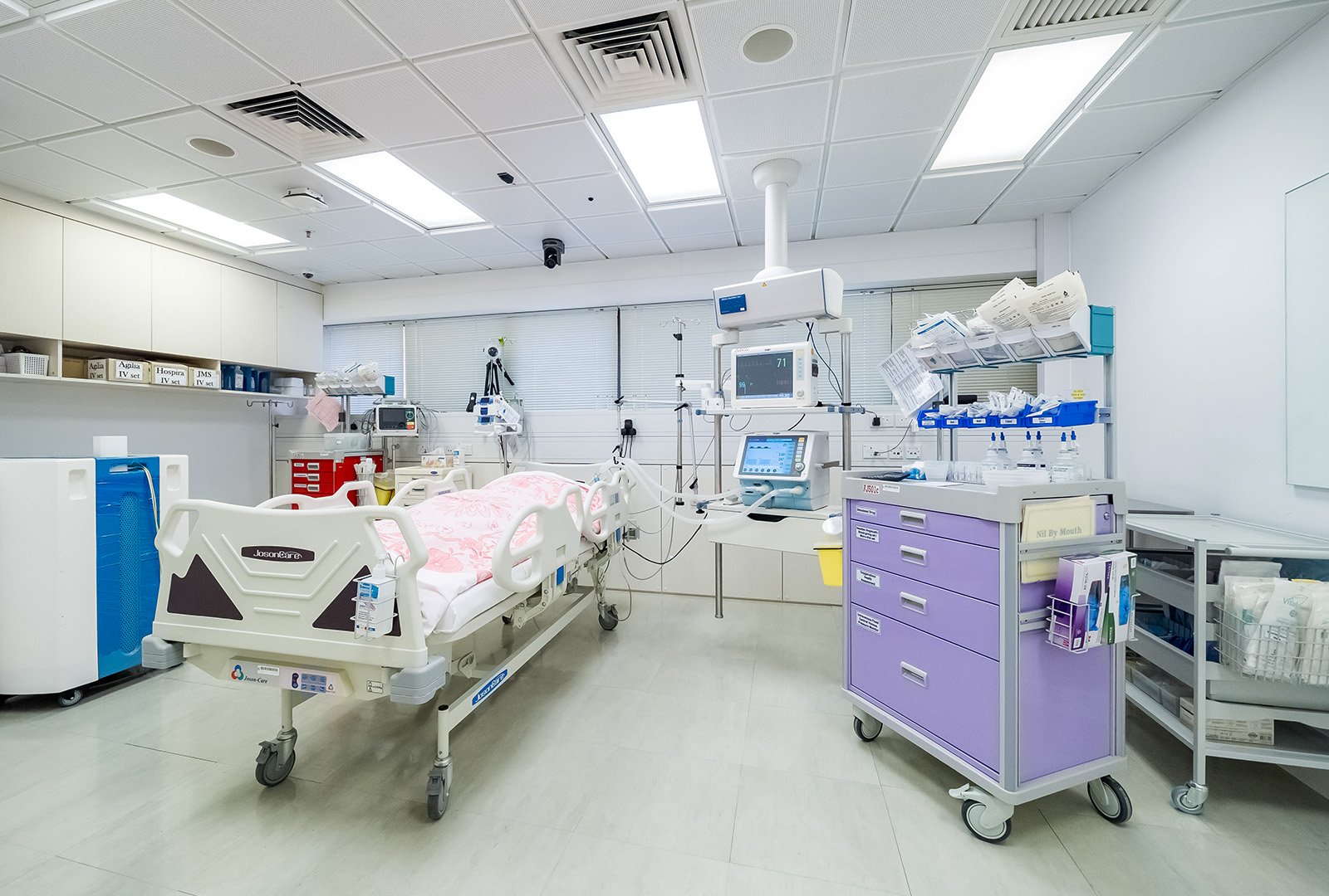 dorothy-wong-intersive-care-laboratory-01