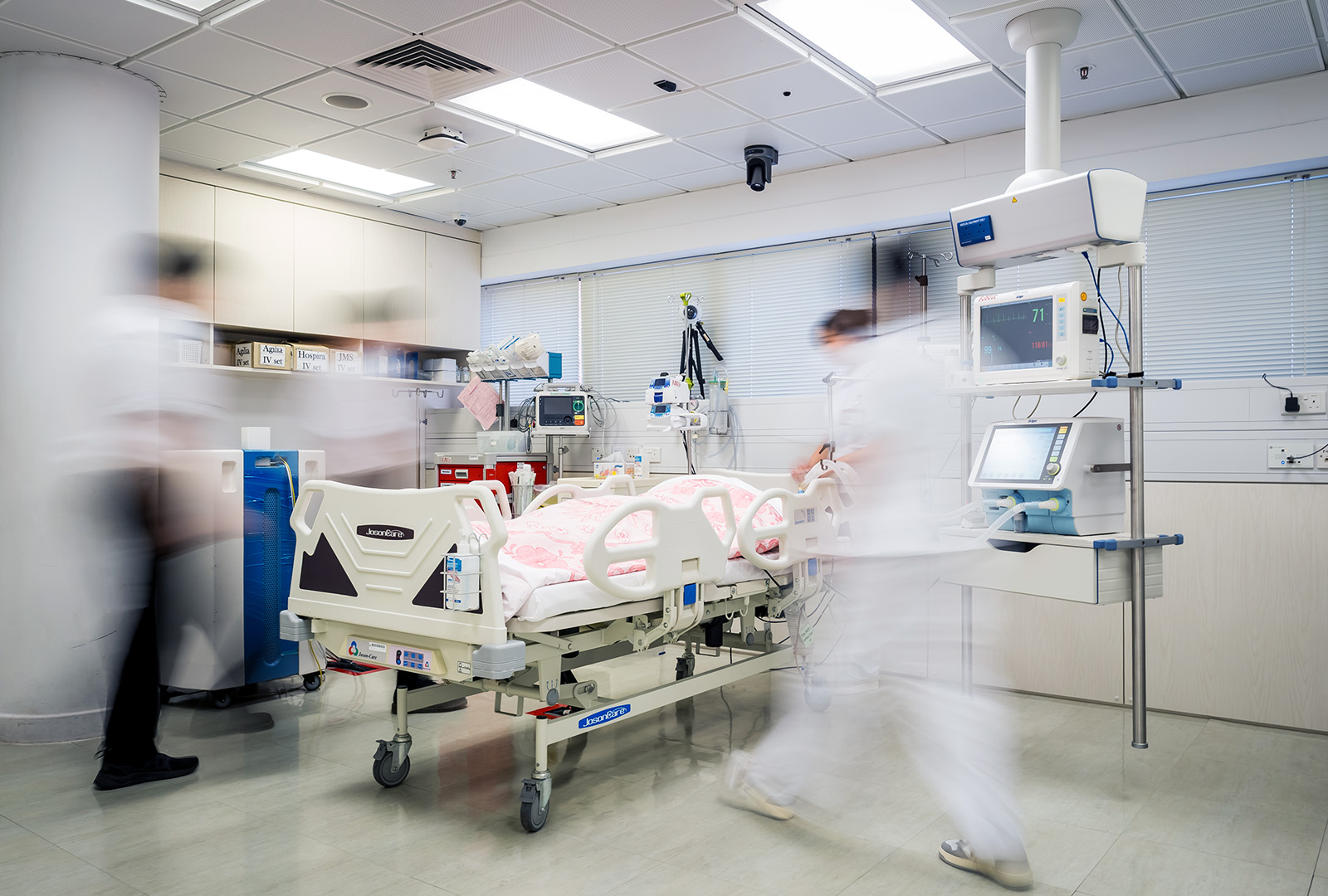 dorothy-wong-intersive-care-laboratory-03