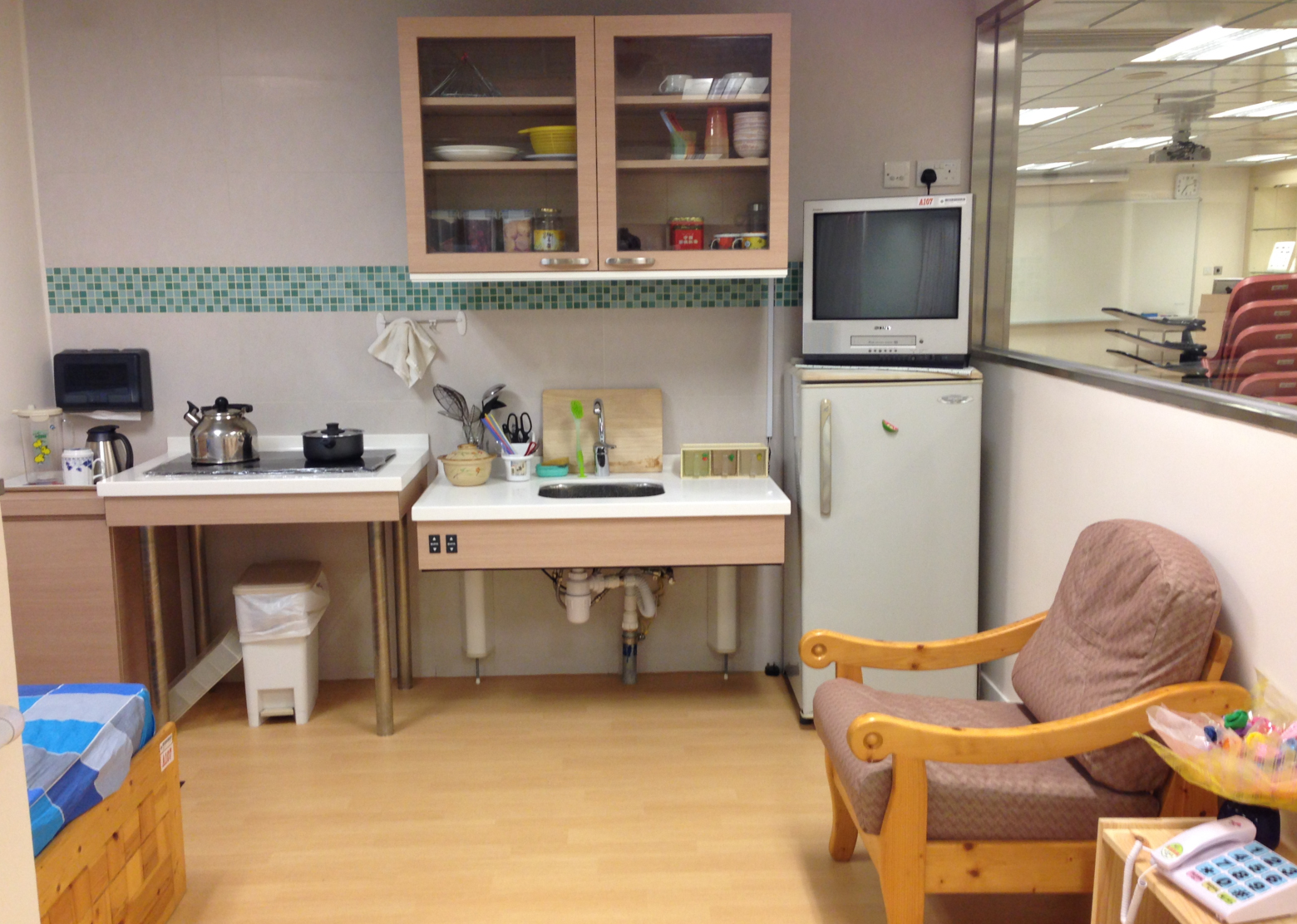 gerontological-nursing-laboratory-right-02