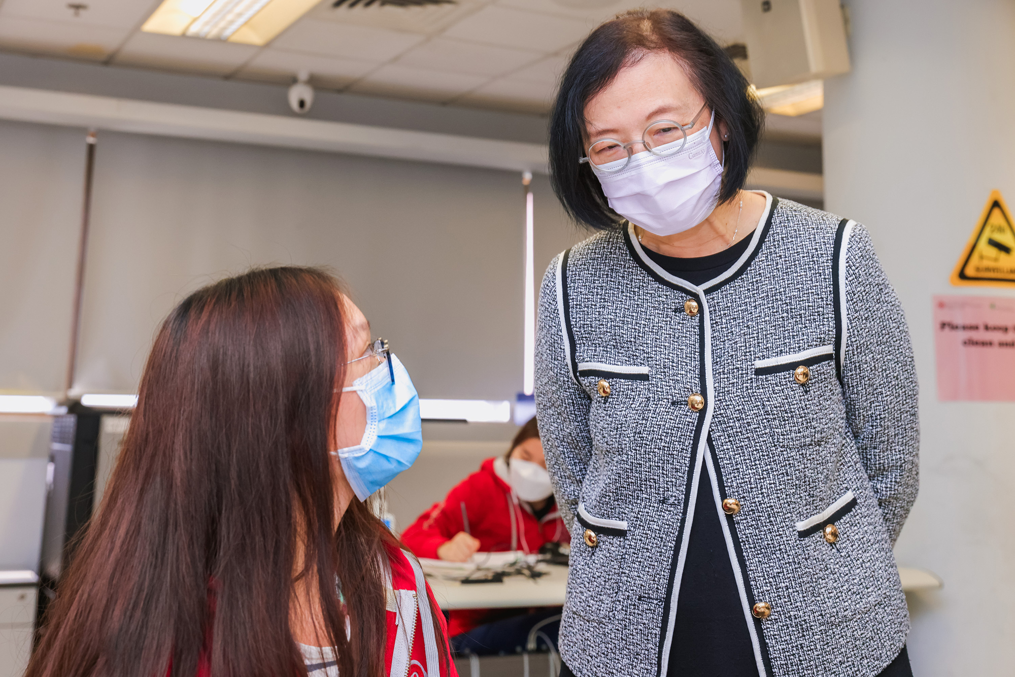 0318-secretary-for-food-and-health-visits-polyu-content