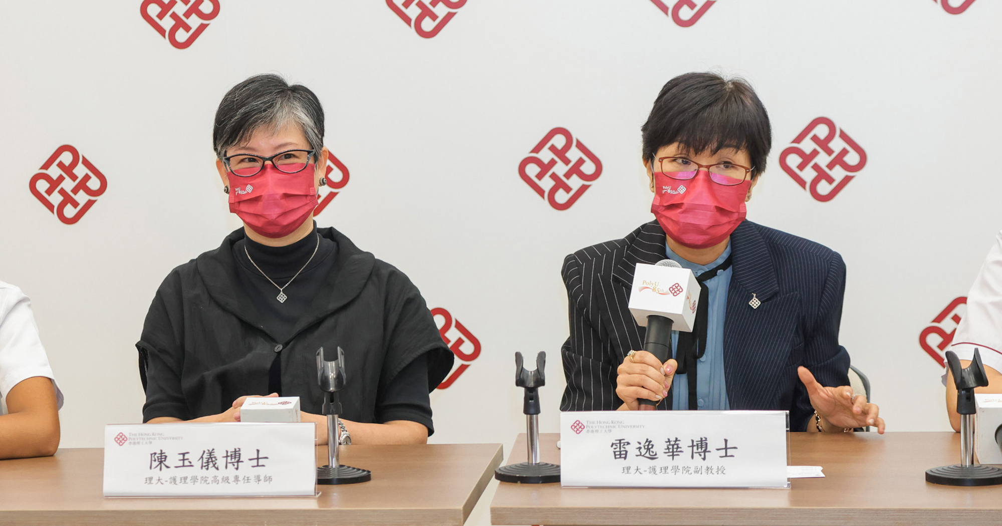 Dr Justina Liu (right) and Dr Kitty Chan said Virtual Hospital requires students to apply their knowledge to handle various unexpected incidents. Through the VR experiential learning, students can improve their situation awareness, flexibility to handle emergencies, as well as decision making and communication skills.”