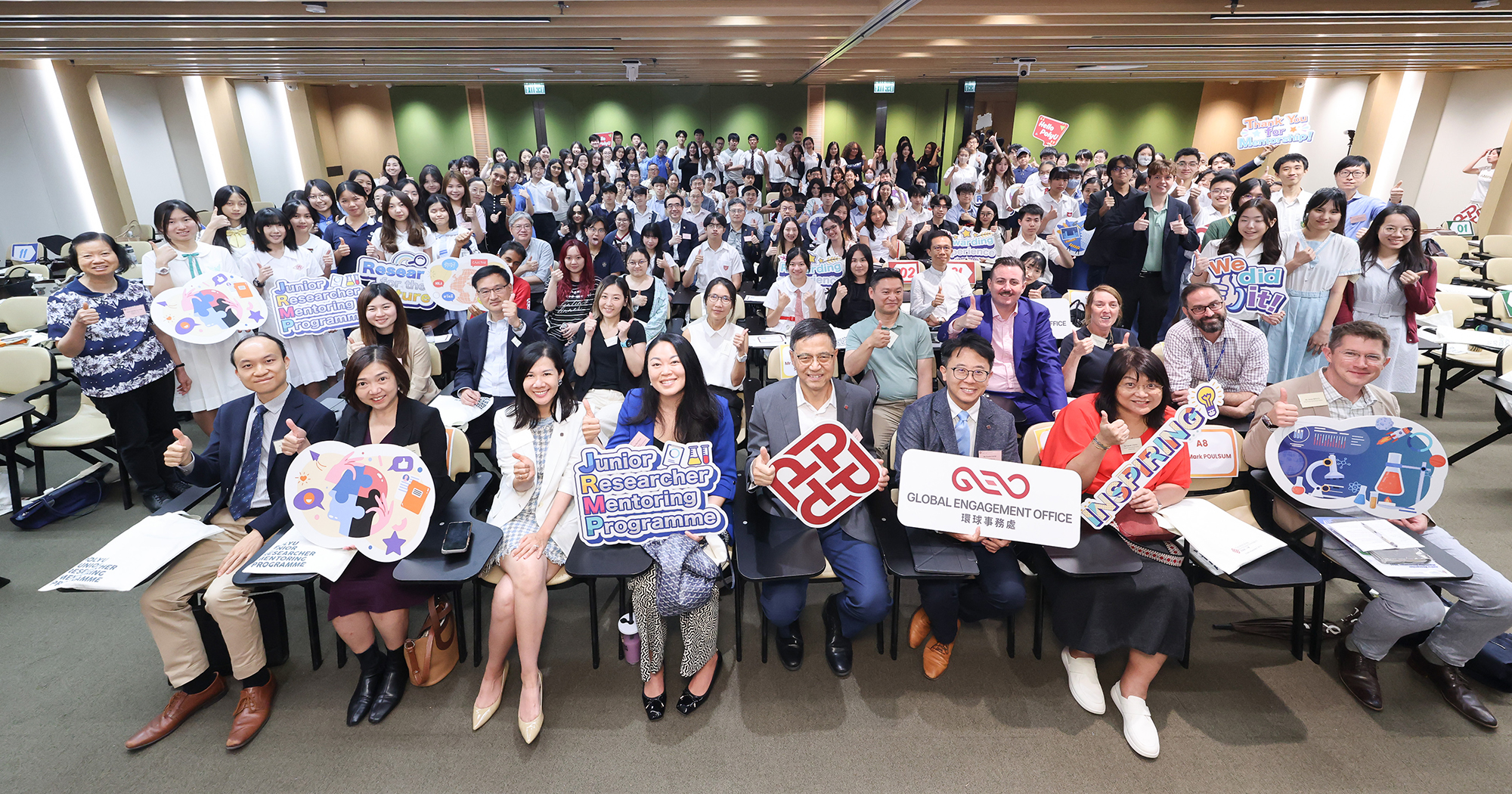 The fifth PolyU “Junior Researcher Mentoring Programme” (JRMP) attracted 147 high school students from 97 local and international schools. Under the guidance of around 70 PolyU academics from various faculties, schools and departments, the students participated in a series of impactful research projects.