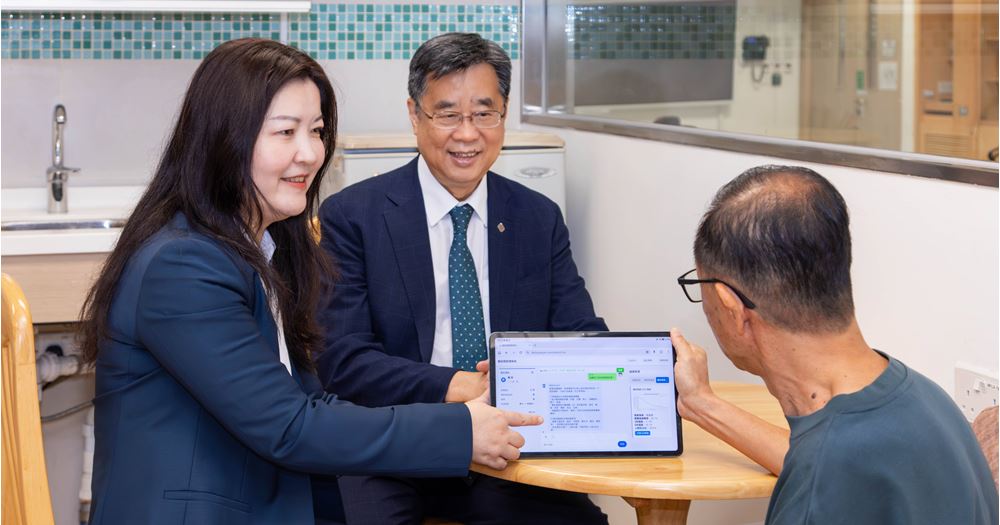 Prof. Yang Lin (left) said the team will further integrate imaging and wearable device data to enhance predictive accuracy.