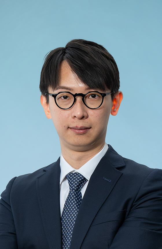 Dr Dennis Ma