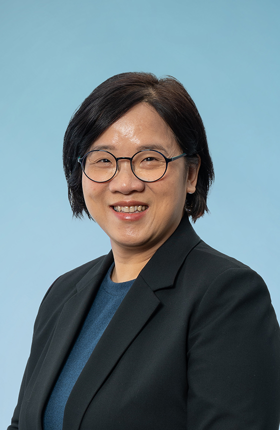 Dr Maggie CHAN