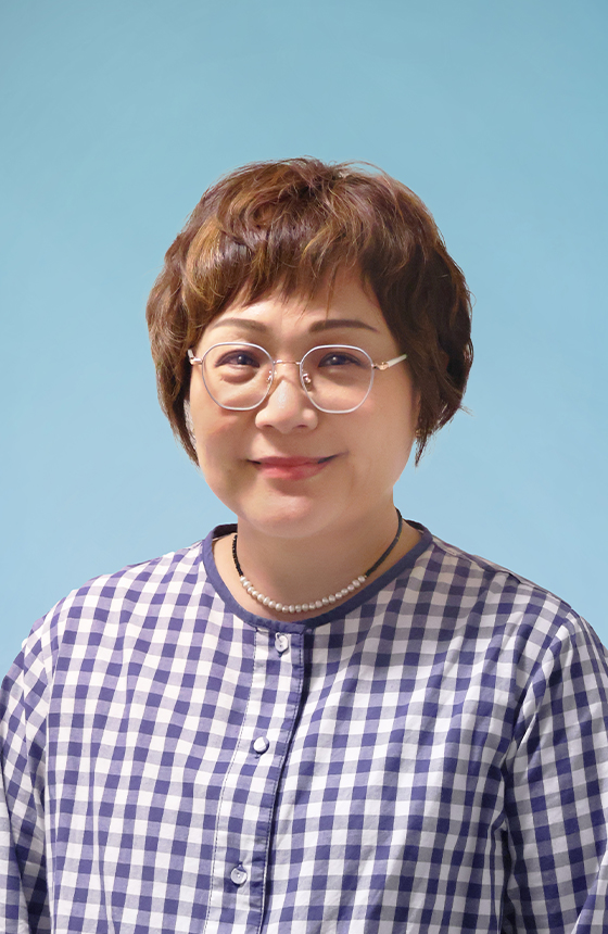 Dr Monly YEUNG