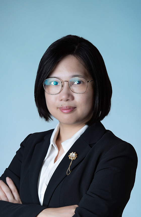 Ms Elaine CHEUNG