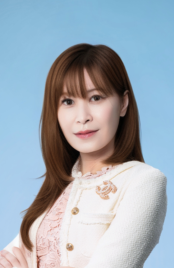 Ms Sophia Chow