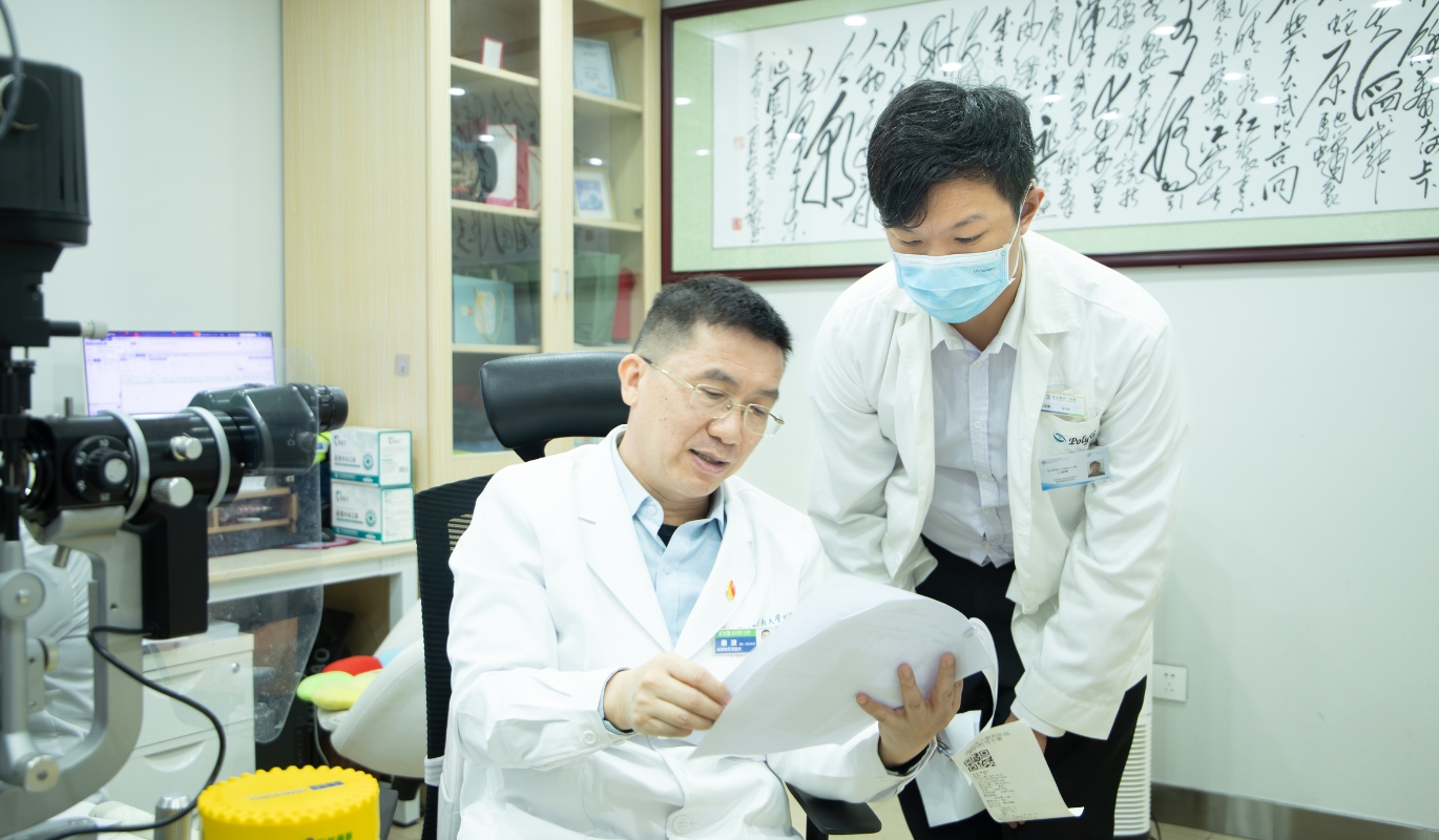 EWCMS CB001 1370x800