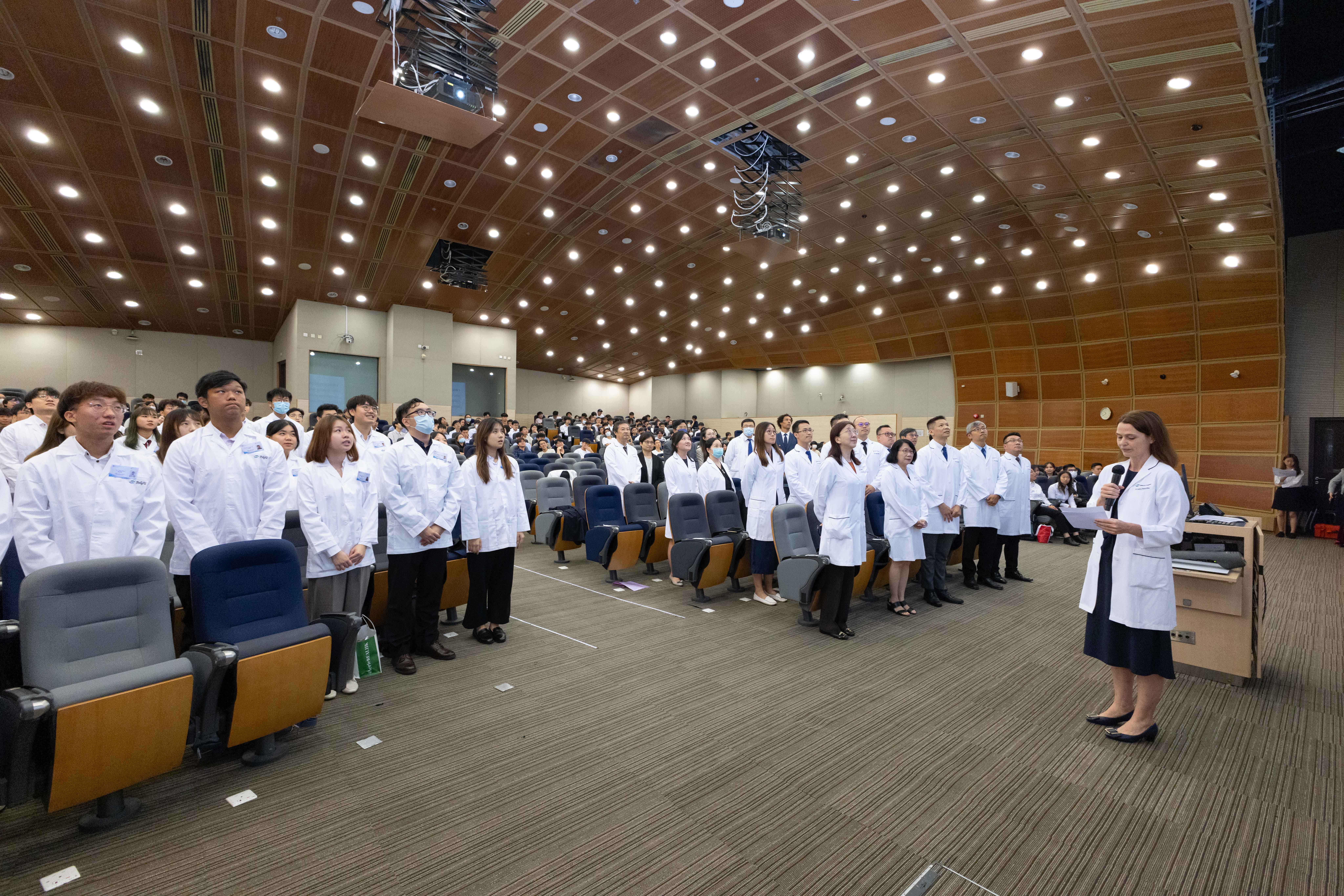 WhiteCoat2023_0824