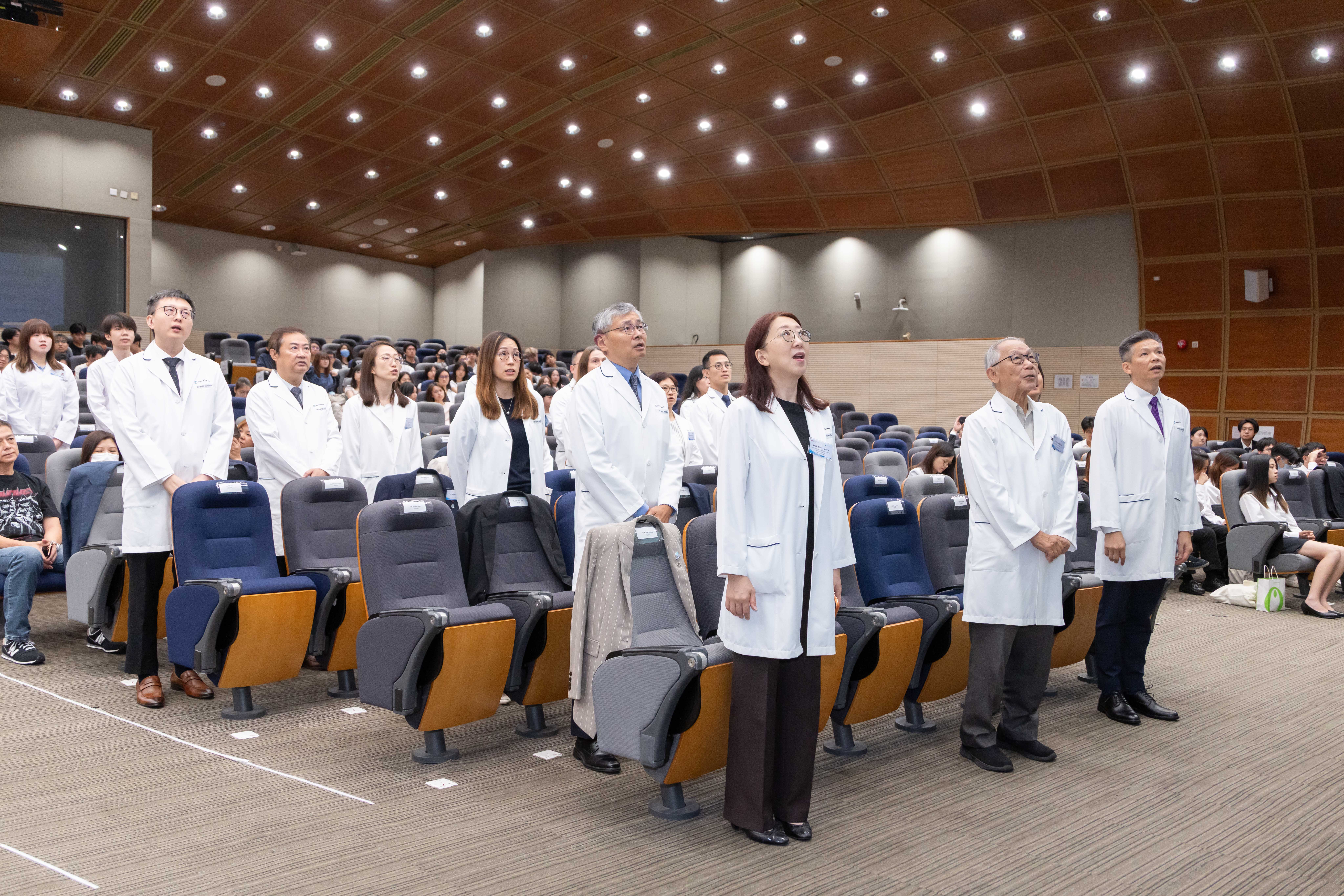 WhiteCoat2026_7547