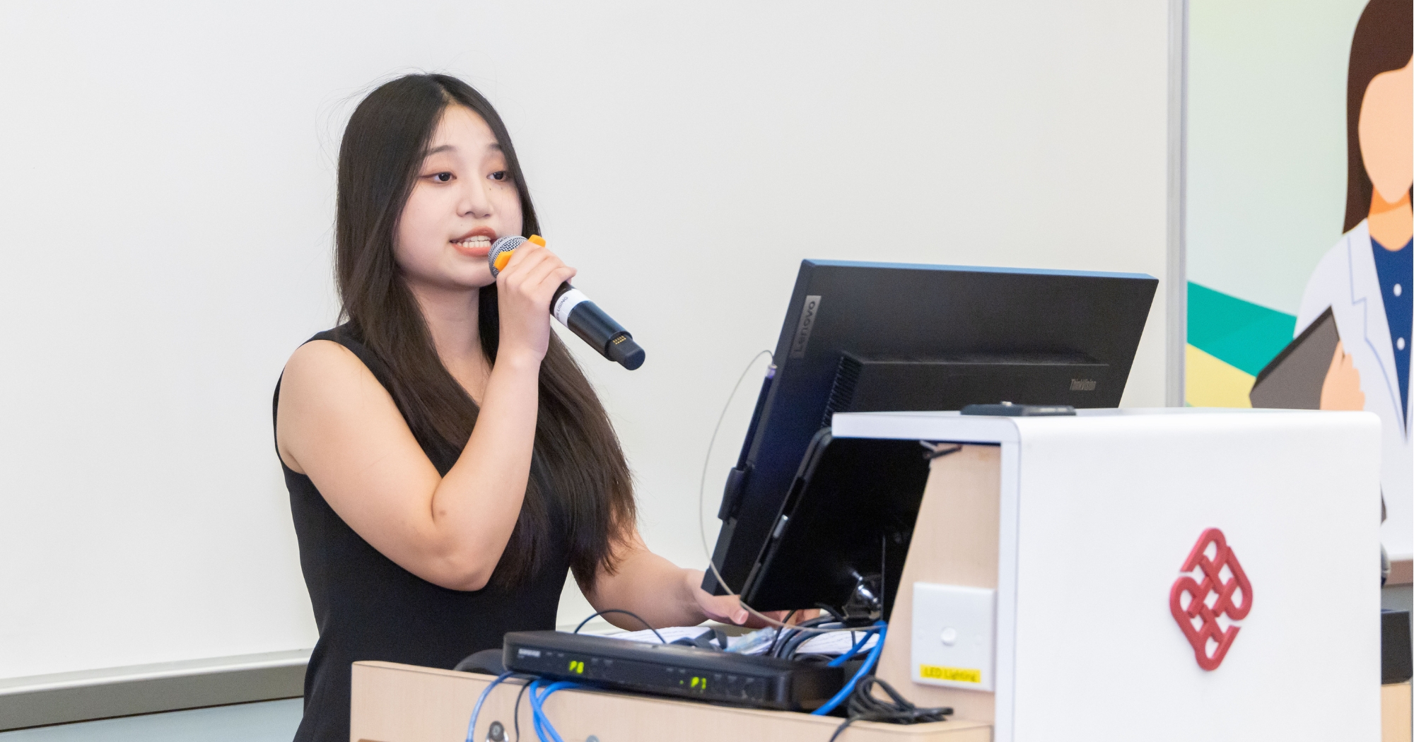 AwardCeremony8969_2000 x 1050