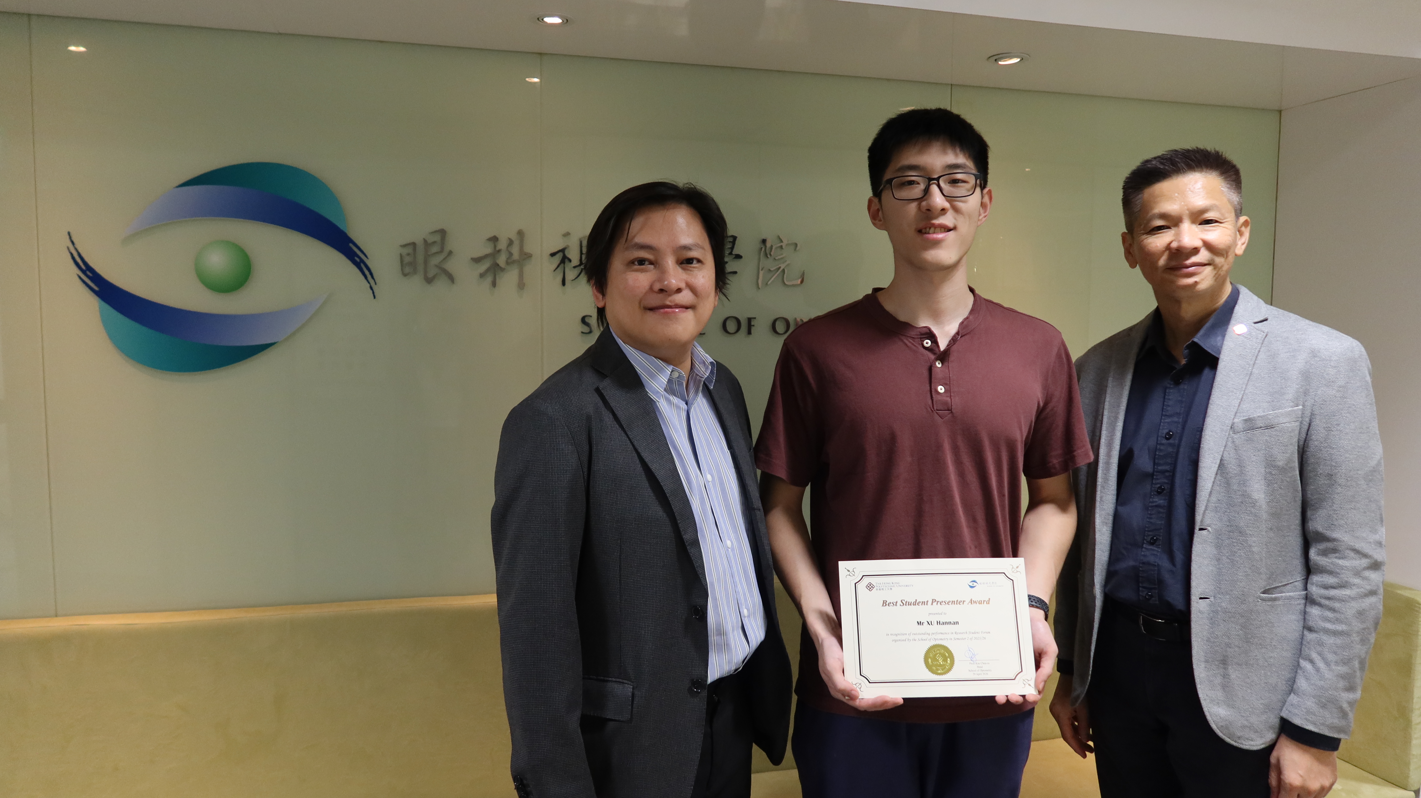 (from Left to Right) Prof.Dennis Tse (Chief Supervisor), Mr XU Hannan and Prof. Kee Chea-su